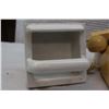 Image 5 : Lot of Vintage Household Misc (Rotary Phone, Soap Dish)