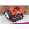 Image 4 : Black And Decker Flashlight Radio