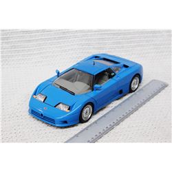 NIB Durago Bugatti Model Car