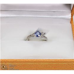 1) 14KT WHITE GOLD SAPPHIRE RING W/ 30  DIAMONDS