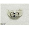 Image 1 : 29) SILVER CUBIC ZIRCONIA RING