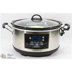 HAMILTON BEACH DIGITAL CROCK POT.