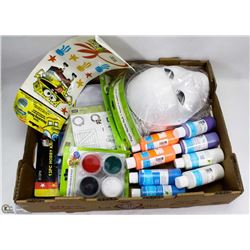 FLAT OF CRAFT SUPPLIES INCL STAMPS, PAINT AND MORE