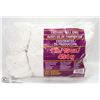 Image 1 : 1LB BAG OF 100% ACRYLIC YARN WHITE