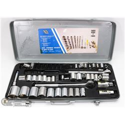 DELUXE SOCKET SET