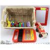 Image 1 : LOT OF VINTAGE TOYS INCL ETCH A SKETCH, SPEAK N'