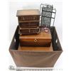 Image 1 : 3 WOOD JEWELRY BOXES WITH CONTENTS & JEWELRY