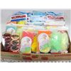 Image 1 : FLAT OF ASSORTED BATH SCRUBBY SUPPLIES AND MORE