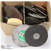Image 1 : BOX OF GRINDING DISCS, BUFFERS, WIRE WHEELS AND