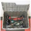 Image 1 : BIN WITH 5" GRINDERS, 2 MAKITA * 1 MILWAUKEE