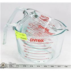 PYREX 3PC MEASURING CUP SET