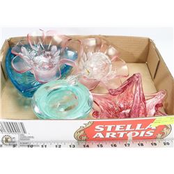 FLAT OF ART GLASS PIECES