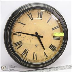 18" WALL CLOCK