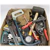 Image 1 : FLAT OF ASSORTED SHOP TOOLS & SUPPLIES