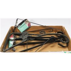 FLAT OF ASSORTED PLANT BRACKETS