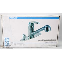 PEERLESS KITCHEN FAUCET WITH PULL OUT SPRAY