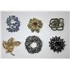 Image 1 : 4 - LOT OF 6 VINTAGE BROOCHES