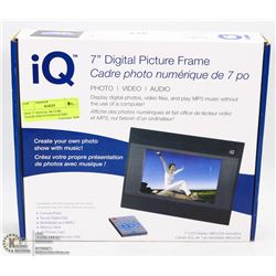 NEW 7" DIGITAL PICTURE FRAME-PHOTO/VIDEO/AUDIO.