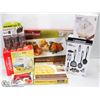 Image 1 : LARGE LOT OF NEW KITCHENWARE INCL 14PC TOOL SET