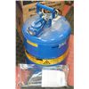 Image 1 : JUSTRITE SAFETY CAN