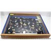 Image 1 : DISPLAY CASE W LARGE LOT OF WOMENS BROOCHES AND