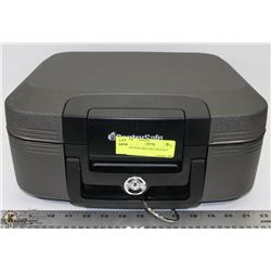 NEW PORTABLE SAFE WITH KEY