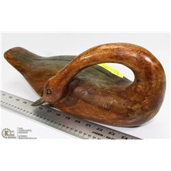VINTAGE WOODEN HAND CARVED GOOSE