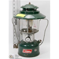 VINTAGE COLEMAN LANTERN