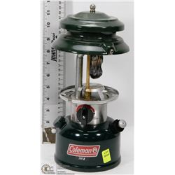 VINTAGE COLEMAN LANTERN