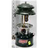 Image 1 : VINTAGE COLEMAN LANTERN