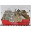 Image 1 : VINTAGE ETCHED GLASS WHISKEY SET