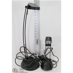 2 ASSORTED DESK LAMPS
