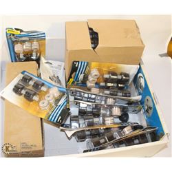 BOX OF SHELF LEVELING TABLE LEGS