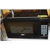 Image 1 : RCA 1100WATT MICROWAVE