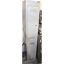 2 COMPARTMENT LOCKER