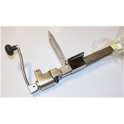 OMCAN #1 HEAVY DUTY CAN OPENER