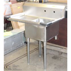 NEW SINGLE STAINLESS STEEL COMPARTMENT SINK