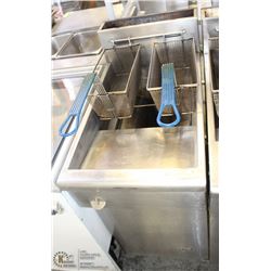 QUEST DEEP FRY WITH 2 BASKETS