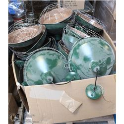 PALLET OF 40 GREEN GLOBE LIGHTS