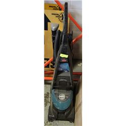 BISSELL UPRIGHT STEAM CLEANER
