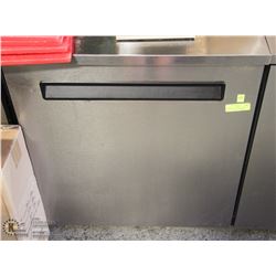 DELFIELD 27" UNDERCOUNTER COOLER - TESTED, WORKING