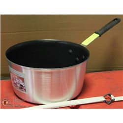 ON CHOICE: 5.5QT COATED ALUMINUM SAUCE POT - NEW