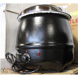 ON CHOICE:  NEW SOUP KETTLE WITH LID 10 LITRES