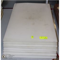 LOT OF CUTTING BOARDS