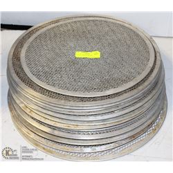 LOT OF 14 PIZZA SCREENS