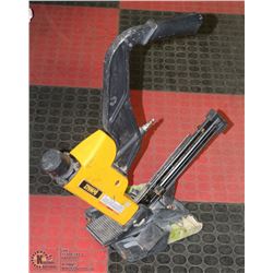 DEWALT 16 GAUGE FLOORING NAILER UP TO 2" - STAPLE