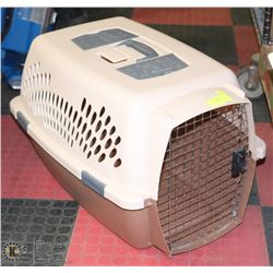 SMALL PET CARRIER 18"X26"X16"H