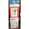 Image 1 : PETSAFE MEDIUM SLIDING GLASS PET DOOR 1LB-40LB