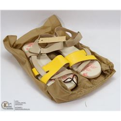 FLAT OF NEW SIZE 9 LADIES SANDLES