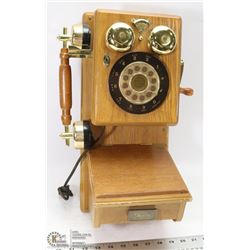 VINTAGE WOODEN PHONE CLASSIC COLLECTORS